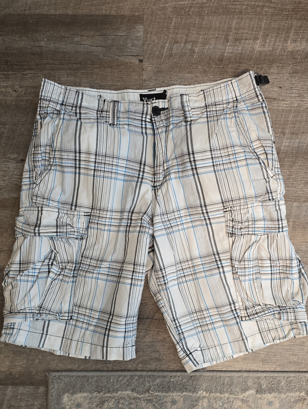 Plaid Cargo Shorts - White with Blue & Gray Stripes